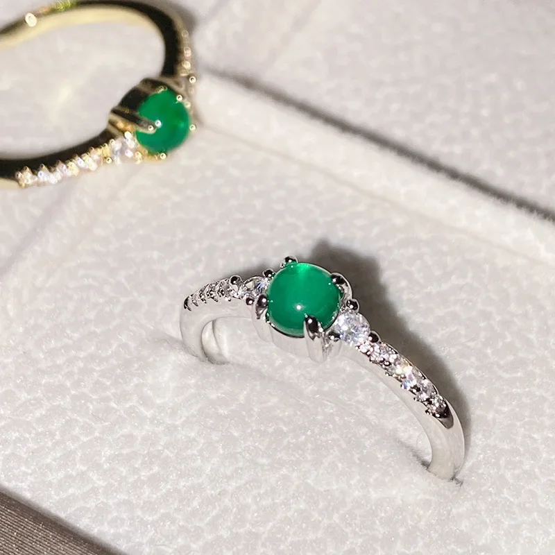 

MDL Moissa!ite Style New Imitation Ice Chalcedony Egg Surface Ring Temperament Small Gold-plated Micro-set Chalcedony Live Ring