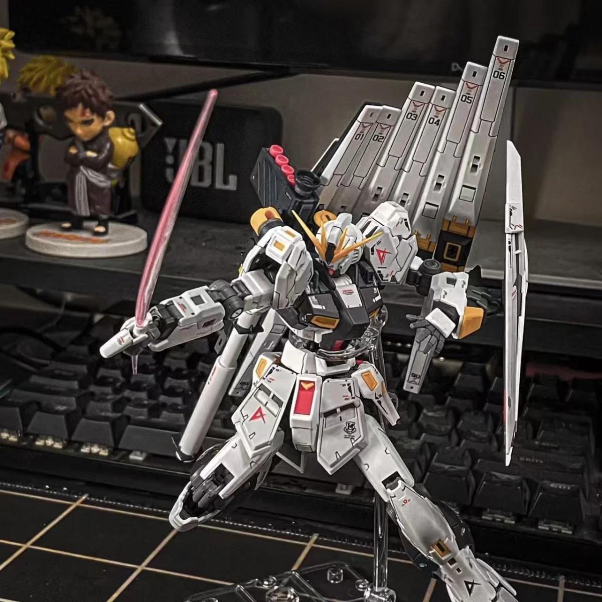 GAOGAO RG embudo RG32 V Nu Kit de modelo de ensamblaje 1/144 figura de acción con embudos y calcomanías de agua soporte decoración de escritorio Mecha juguete regalos