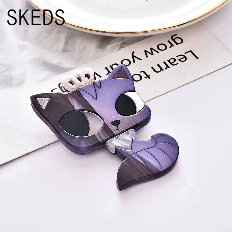 

SKEDS Fashion Cute Crown Cat Brooches Pins For Women Girls Acrylic Exquisite Badges Student Bag Accessories Party Brooch Pin