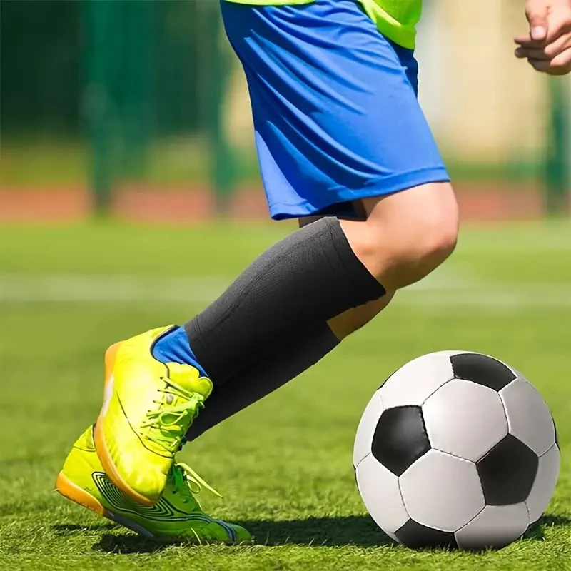 2 Stück Fußball-Schienbeinschoner mit Tasche, Kompressions-Wadenstulpen für Fußball, Sportliche Schienbeinschoner-Socken – Detail 5