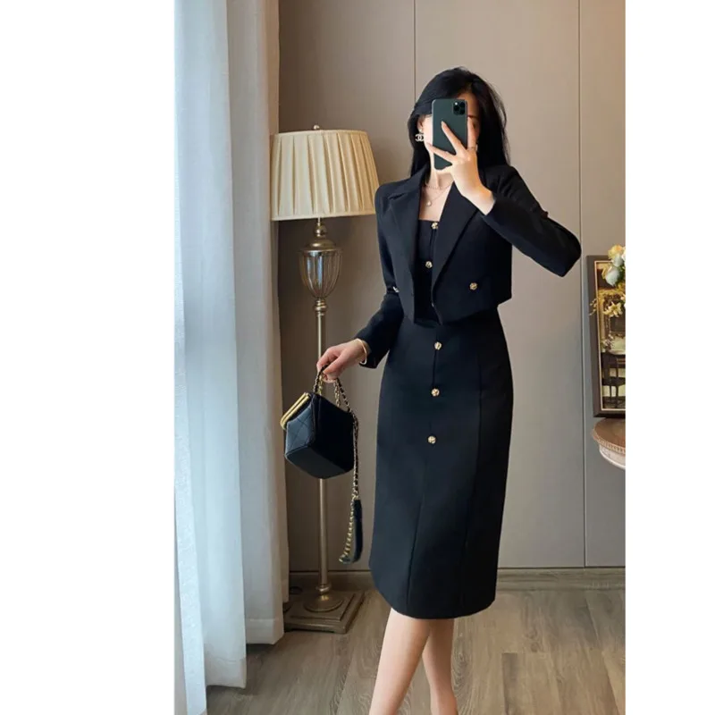 

Xiaoxiangfeng комплект из двух предметов, весенняя одежда 2024, полный комплект модного костюма, комплект юбки, женская одежда, черное платье