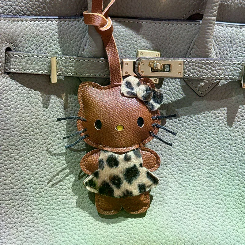 

Милый брелок с леопардовым принтом KT Cat, мультяшный, из искусственной кожи, для ключей от машины, подвеска для рюкзака, украшение для сумки, подарки