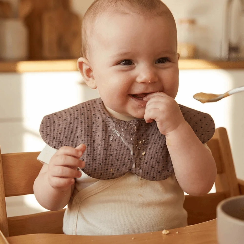 

Comfortable Cartoon Baby Feeding Bib Two-sided Usable Cotton Cute Saliva Towel Washable Soft Texture Baby Drool Bib Newborn Care