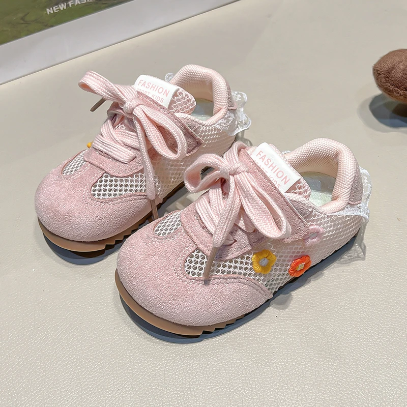 Toddler Girls Mesh Casual Sneakers 2026 New Summer Kids Floral Embroidered Sports Shoes Chic Versatile School Barefoot Trainers