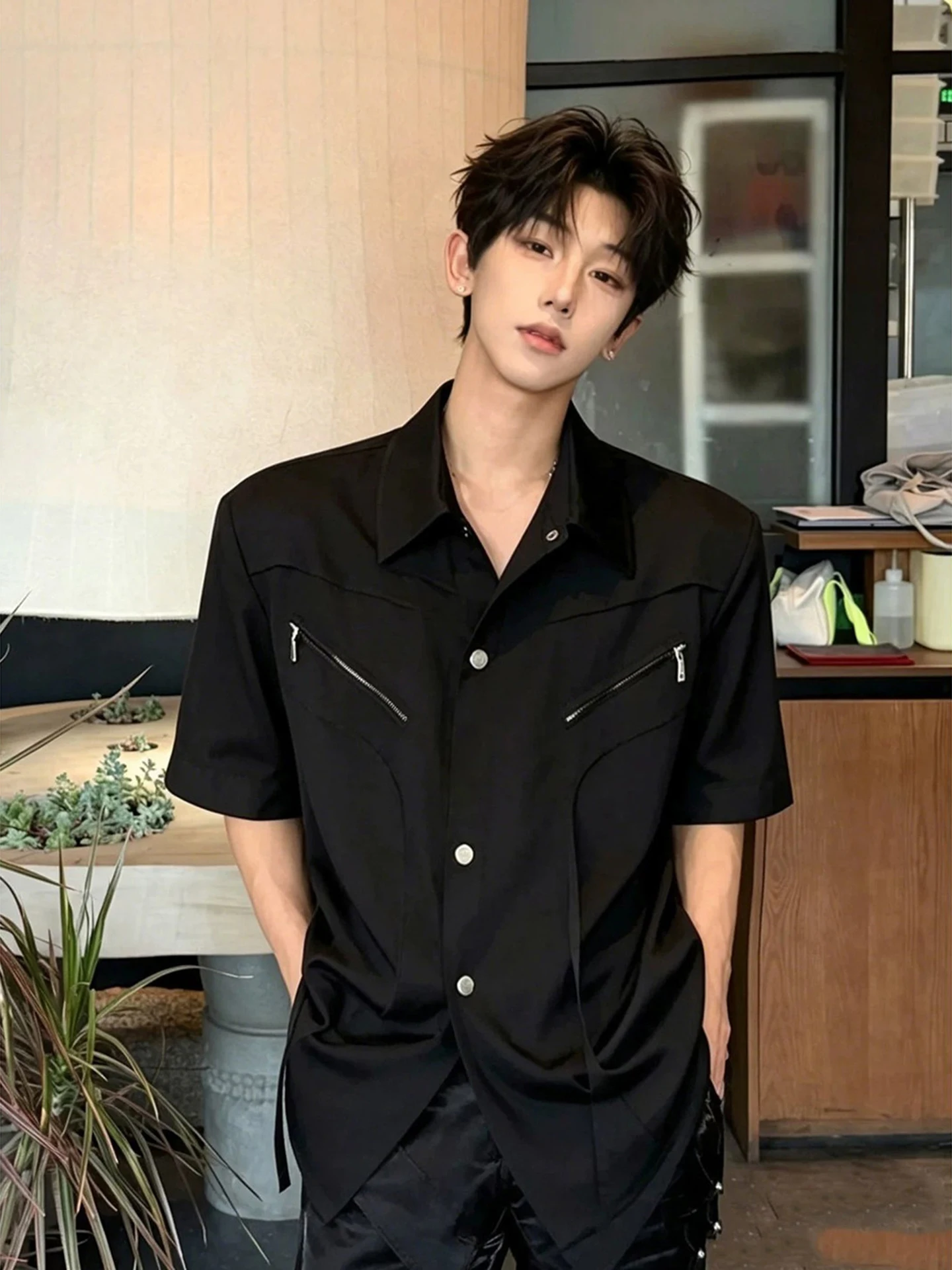 

Black Padded Shoulder Short Sleeve Shirt Men's Model Summer American Structure Design Performance Suit Father's Shirt