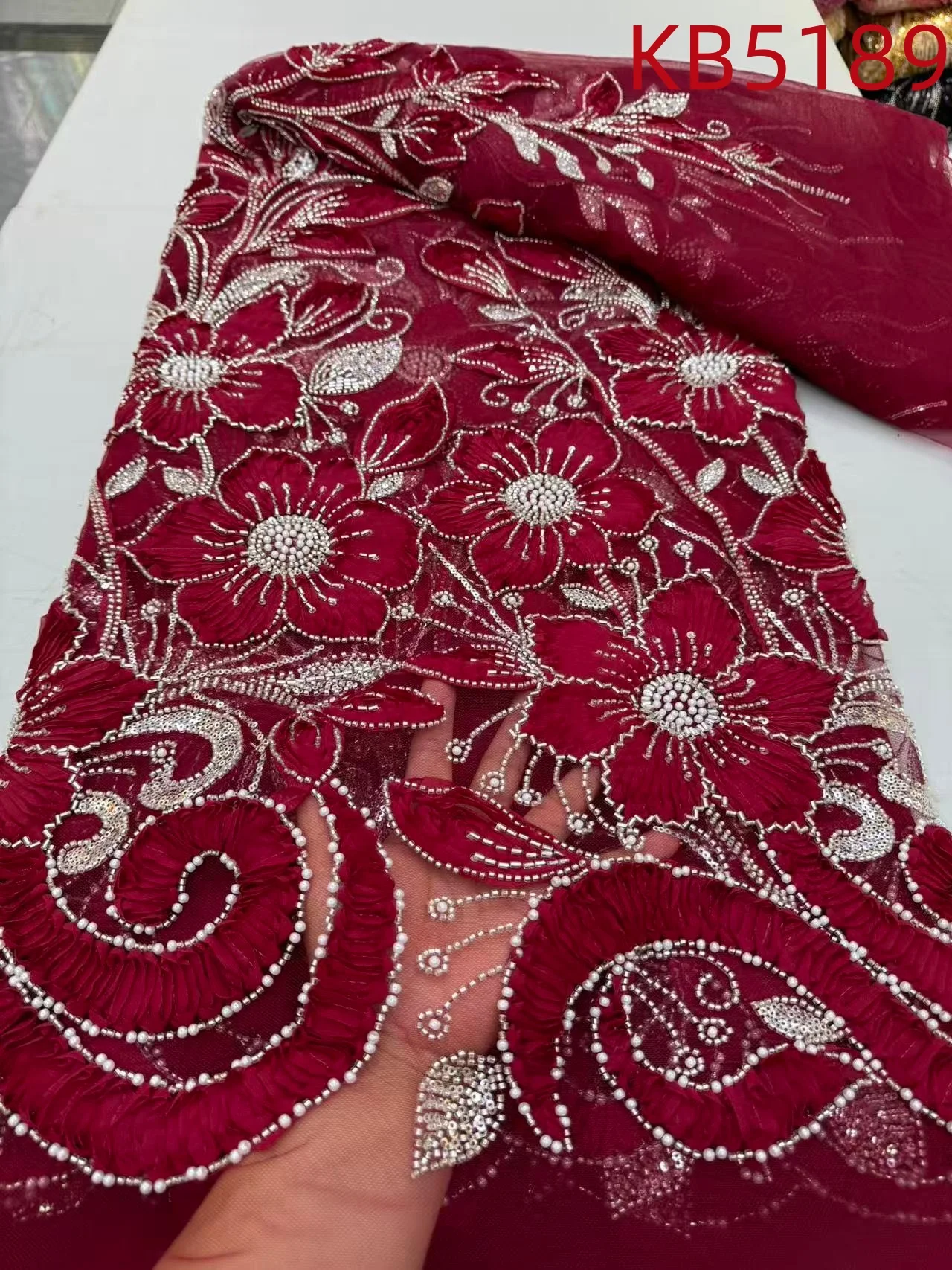 قماش دانتيل أفريقي 5 ياردات جودة عالية 2025 فساتين ترتر قماش مطرز شبكة فرنسية مع تسلسل للخياطة KB5189