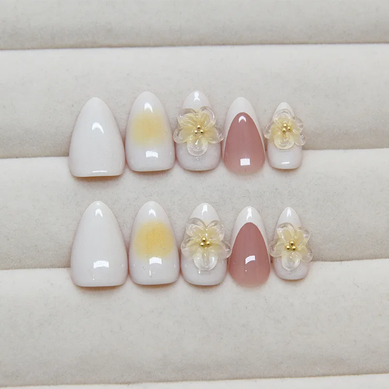 Prego falso com floral amarelo 3D, Stick destacável em unhas acrílicas, Pressione nas unhas, amêndoa, capa completa, 24pcs