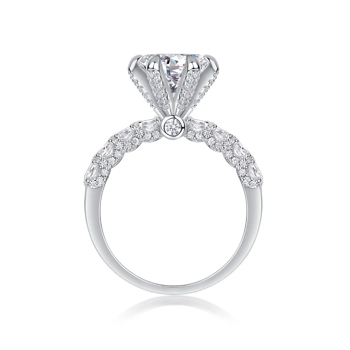 

A beautifully crafted and fashionable D-color moissanite round solitaire ring, perfect for a unique and trendy gift for Mother's