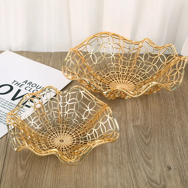 Metal Fruit Plate Gold Hollow Geometry Irregularity Tray Desktop Storage Container Snack Plate Home Decoration Accessories