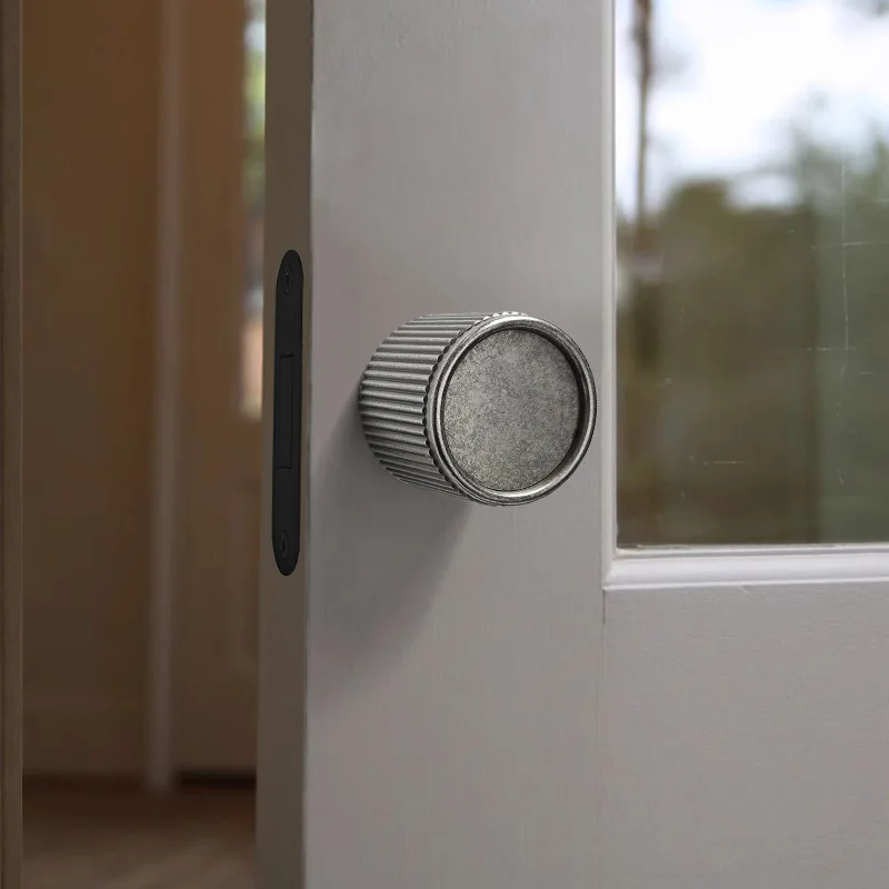 Magnetic Silent Round Bedroom Door Lock with Keys Indoor Room Wooden Door Light Fashionable Household Universal Door Handle Lock