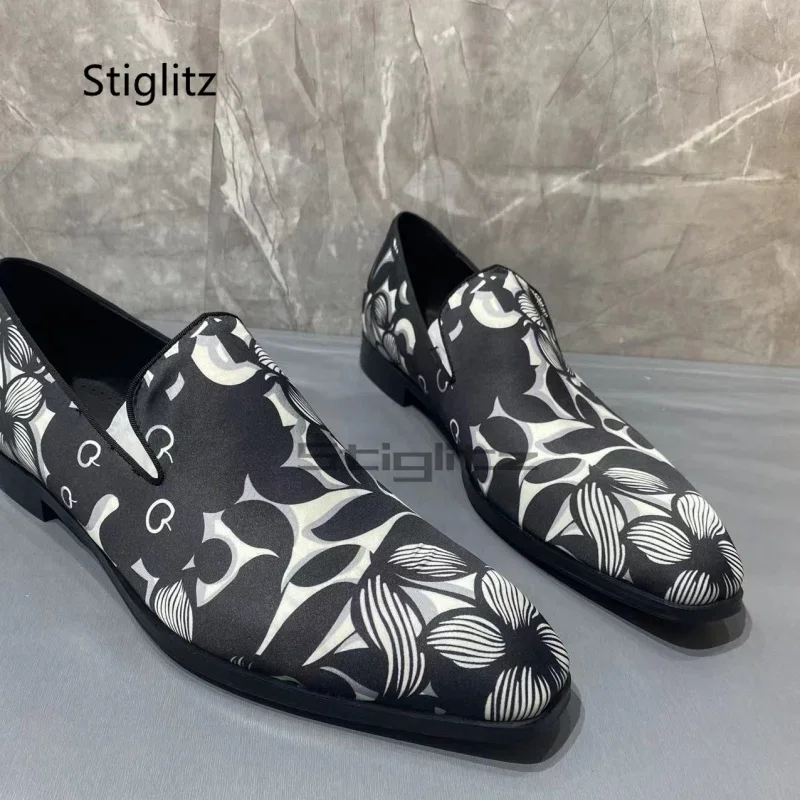 

Black White Prints Men's Shoes Mixed Colors Cloth Shoes Floral Loafers Men Luxury Slip On Casual Shoes Flats Dress Shoes Autumn