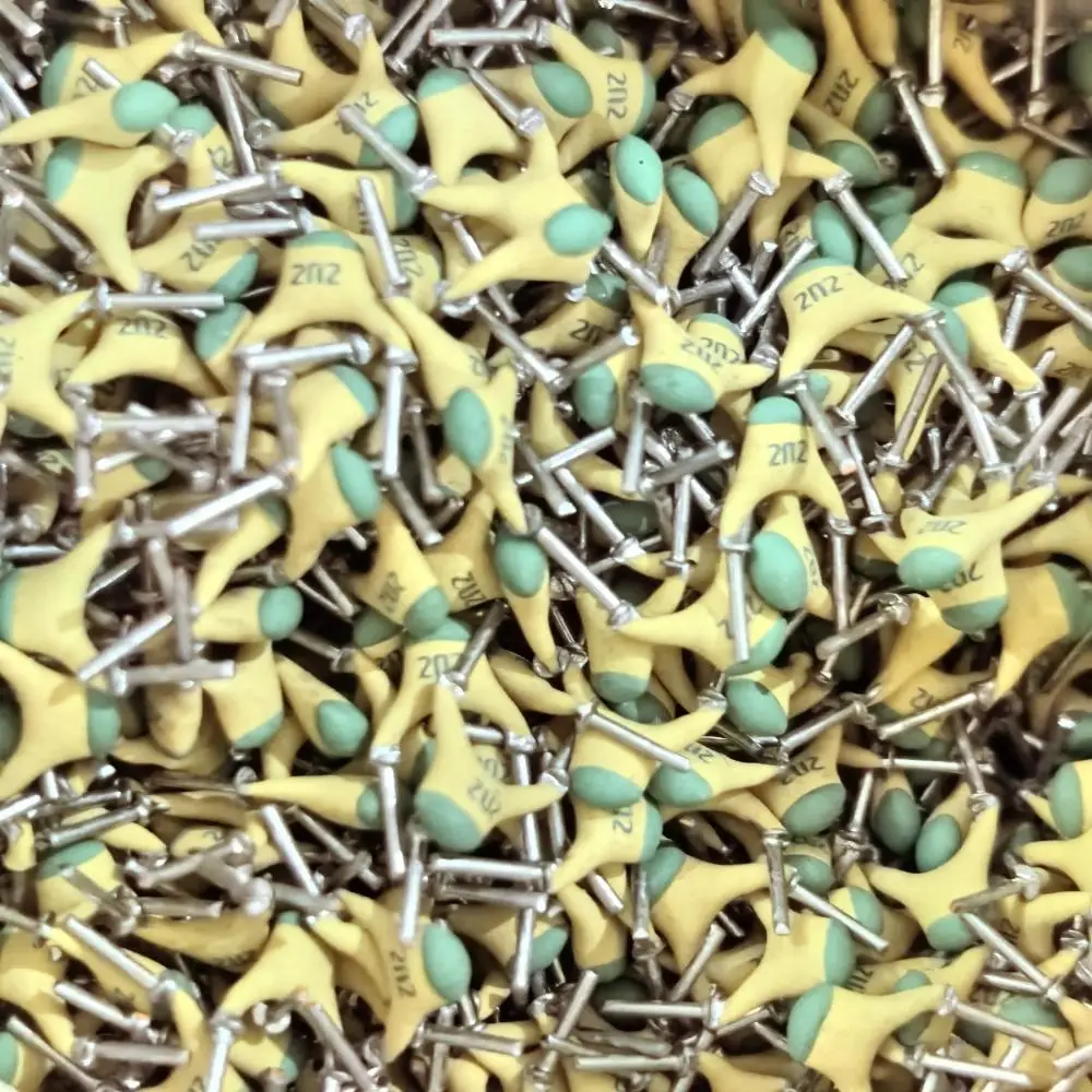 10pcs High-Frequency Silver Film Capacitor 100V3.9pF/4.7pF/5.6pF/6.8pF/27pF/82pF/120pF/150pF/2200pF/4700pF
