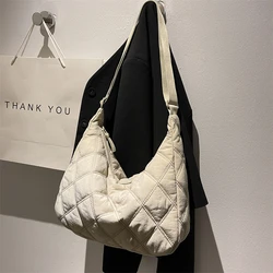 Bolsos de gran capacidad para mujer, bolso de compras de un solo hombro de algodón espacial, tendencia de moda, otoño e invierno, 2023