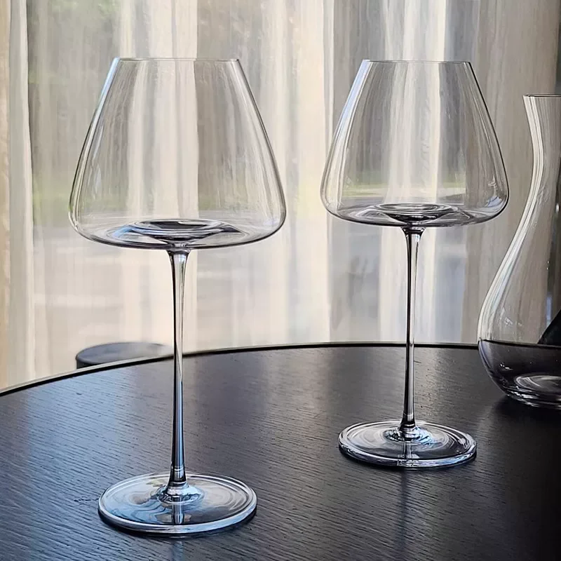 720ml Crystal Burgundy Wine Glasses Set Modern Fluted Design Dishwasher Safe for Red Wine Tasting Home Bar 2pcs