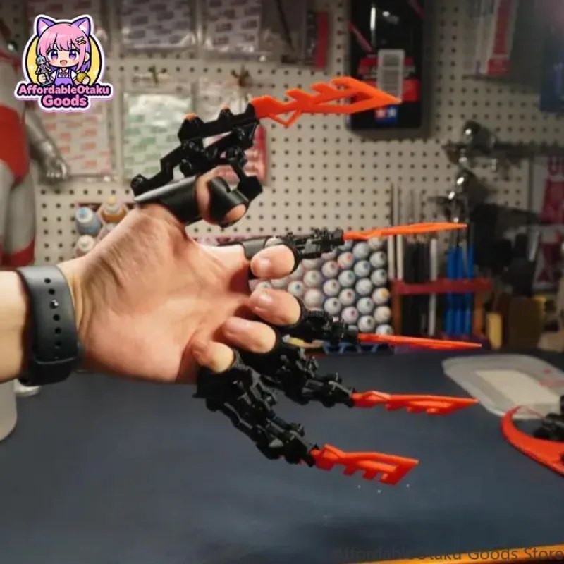 3D Printed Cyberpunk Mantis Arm Extendable Claw Articulated Mechanical Hand Fidget EDC Desk Toy