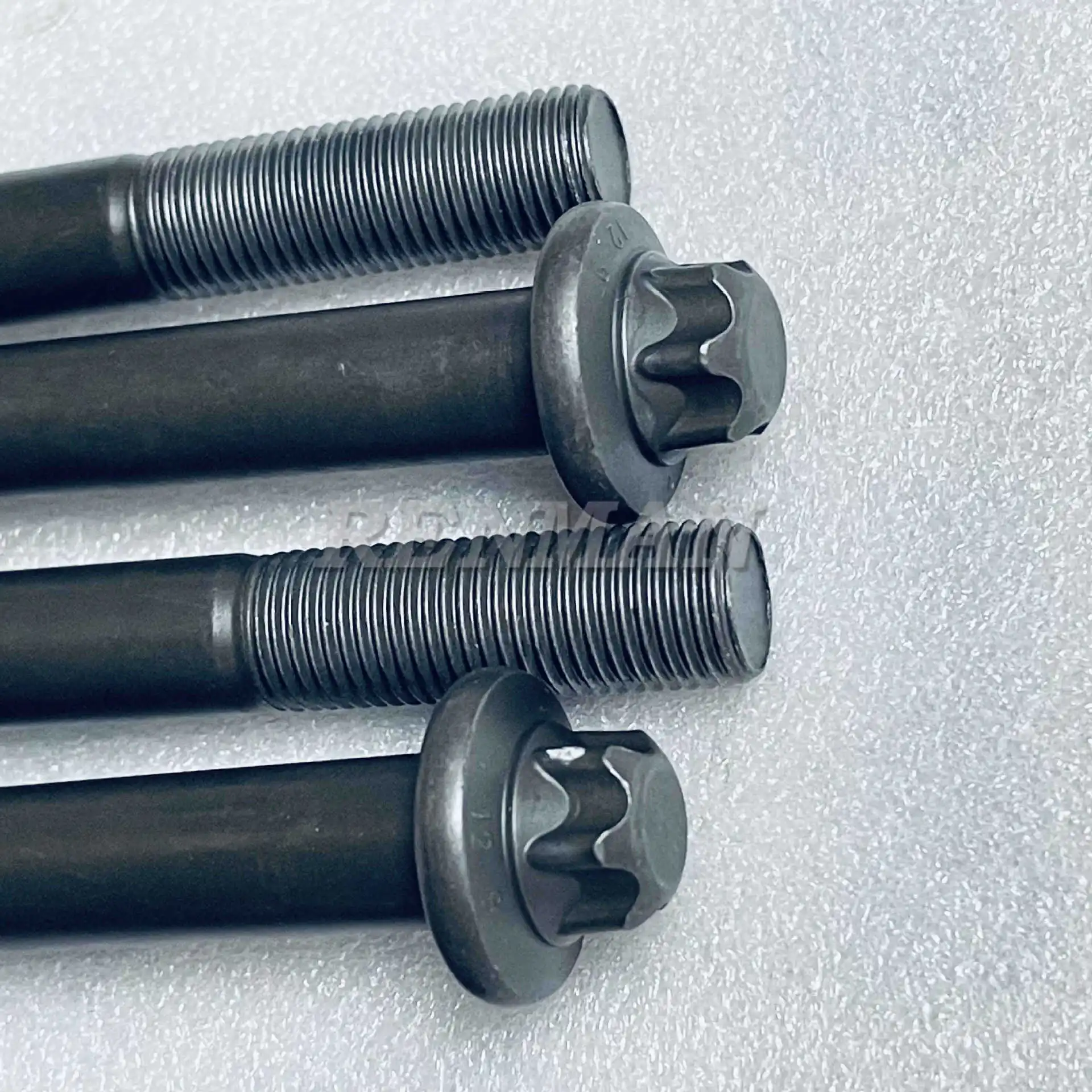 5 個 Foton Cummins エンジン部品 ISG エンジンシリンダーヘッドボルト 3695535 F 耐破壊ボルト