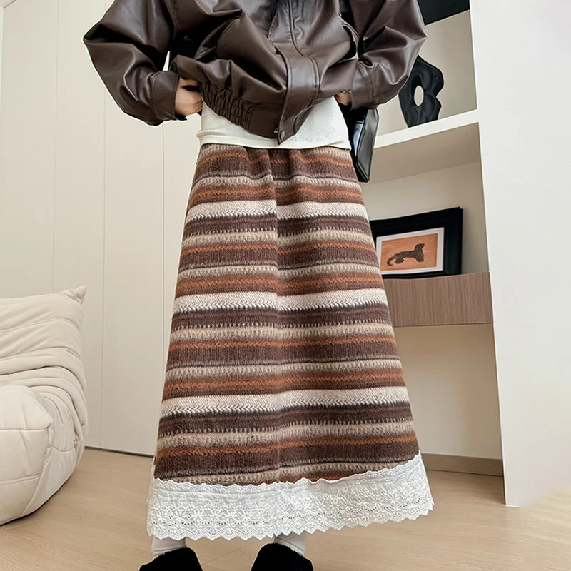 

New Vintage Striped Long Skirt for Women Woolen Lace Patchwork A Line Skirts Autumn Casual Sweet High Waist Thicken Skirt Ladies