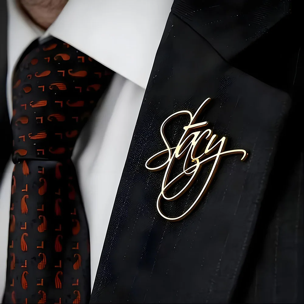 Custom Signature Name Lapel Pin Personalized Cursive Script Badge 18K Gold Plated Stainless Steel for Men Business Suit Wedding view 3