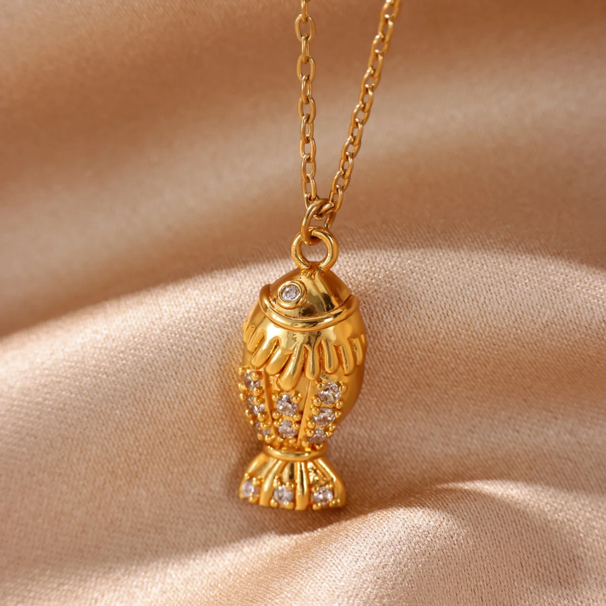 Sea Fish Necklace For Women Gold Color Fish Pendant Choker Summer Ocean Themed Jewelry Collares Party Vacayion Gifts anillos