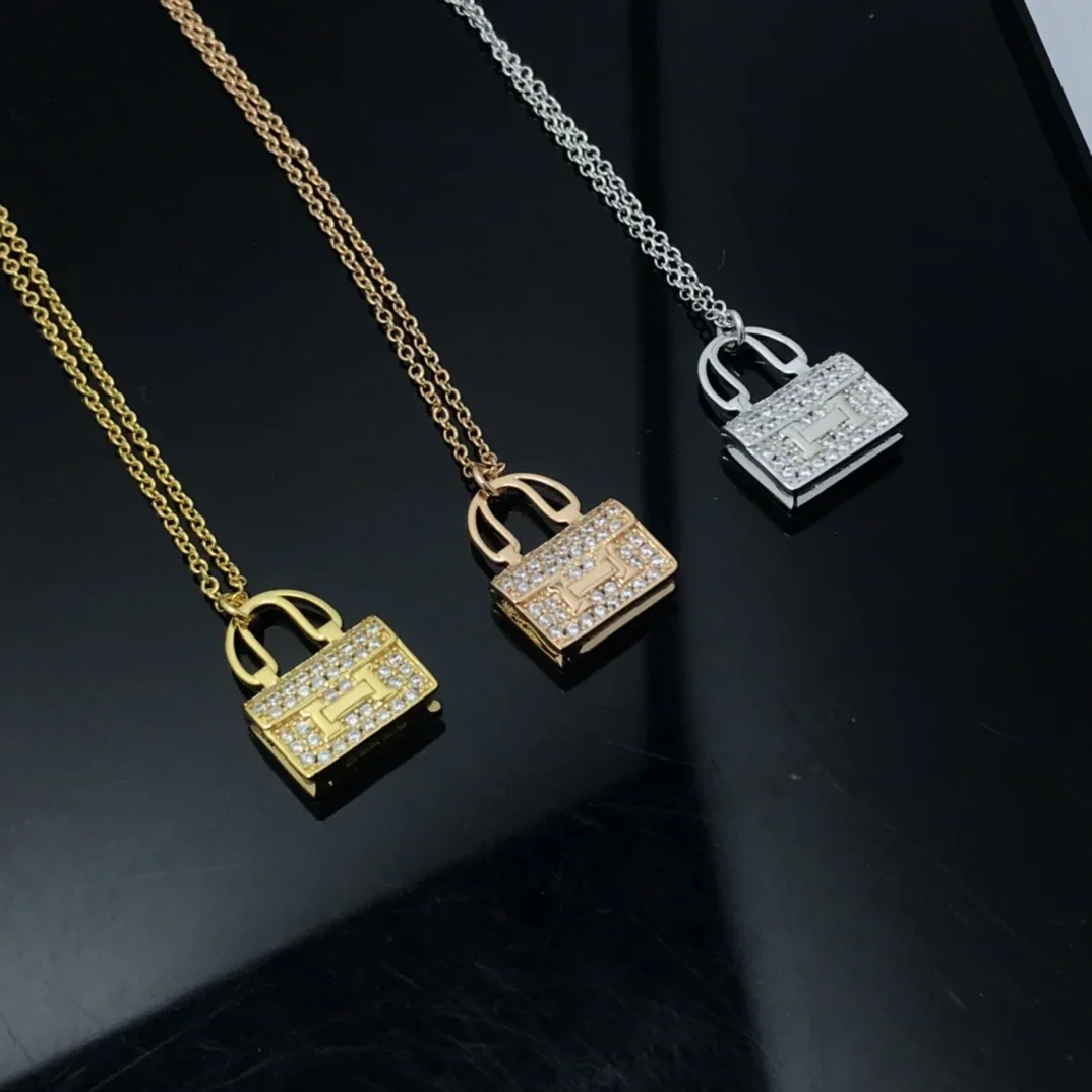 

2025 new H star lock bag necklace simple light luxury niche necklace suitable for women's exquisite high-quality jewelry gifts