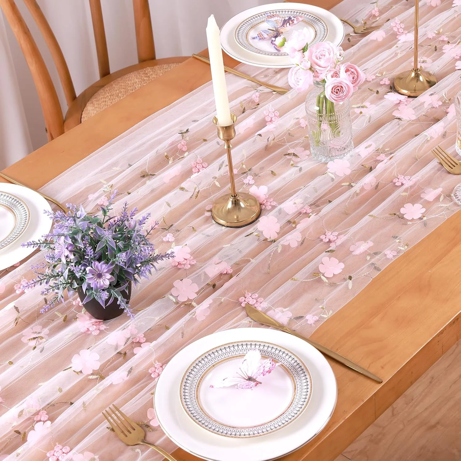 White 3D Flower Embroidered Tulle Table Runner, 1PCS Sheer Lace Table Decor for Wedding, Party