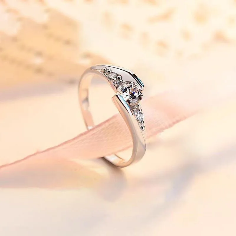 

Cute Female Small Round Zircon Stone Ring Vintage Silver Plated Wedding Jewelry Promise Crystal Engagement Rings For Women