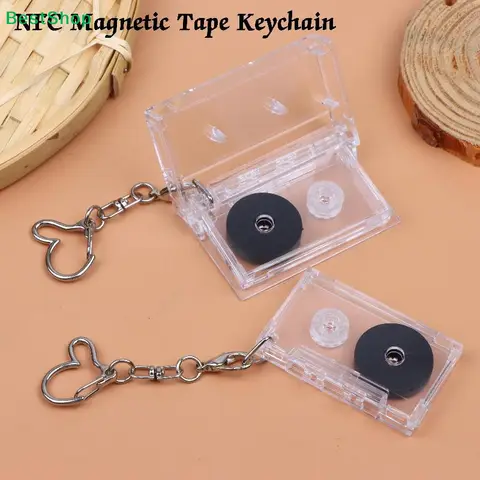 〔Q〕Mini Blank With Magnetic Tape Clear Storage Box Keychain Acrylic Retro Pendant DIY Peripheral Commemorate Key Holder Gifts