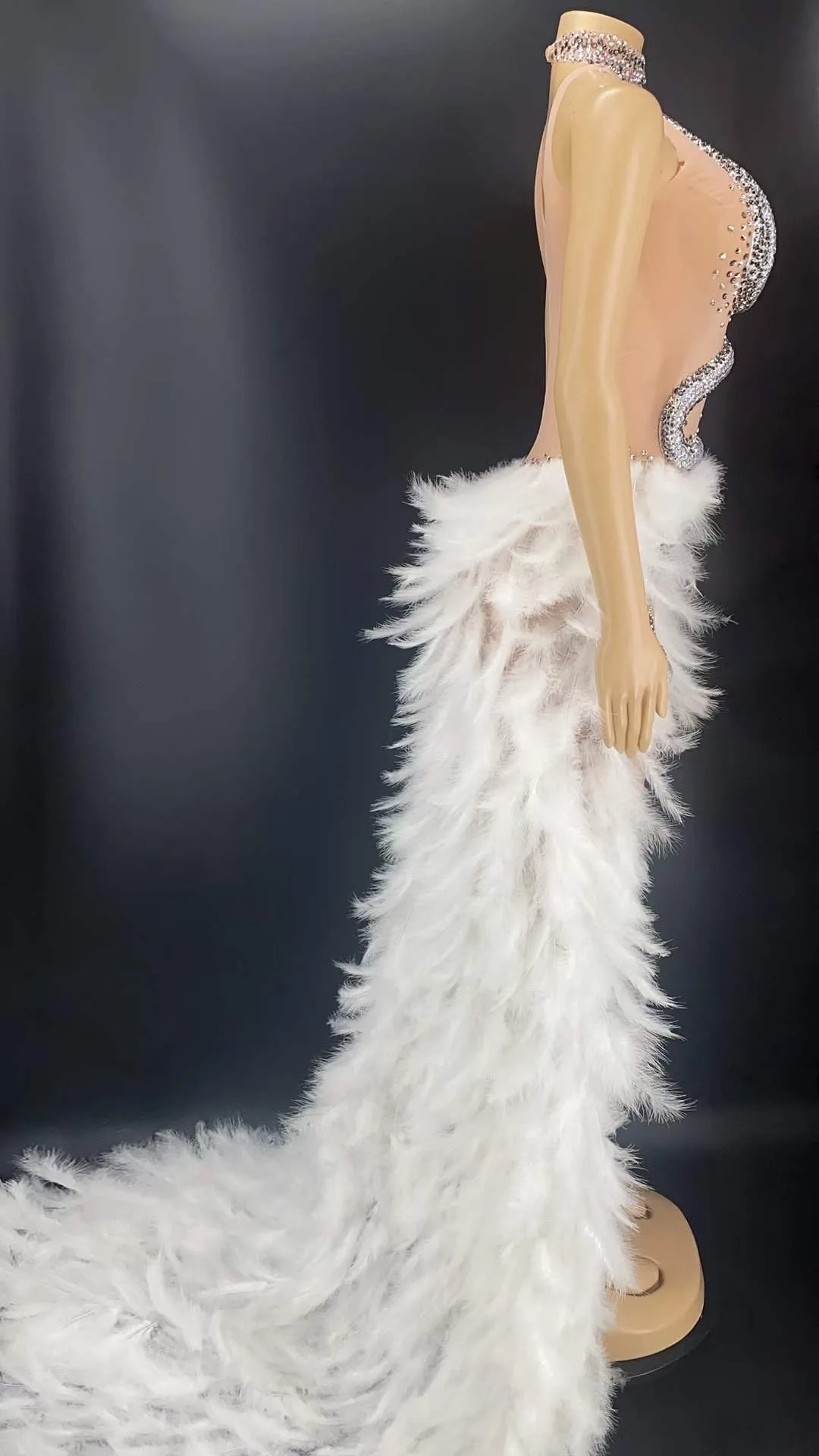 Vestido largo de terciopelo de cisne con plumas para mujer, traje de fiesta de noche con diamantes de imitación brillantes en blanco y negro, traje de Drag Queen