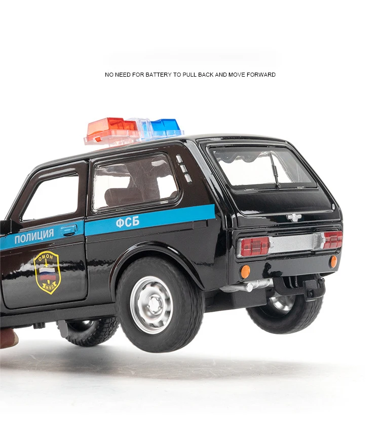 New 1:20 Russian LADA NIVA Police Alloy Car Diecasts & Toy Vehicles Metal Toy Car Model Sound and light Collection Kids Toy Gift