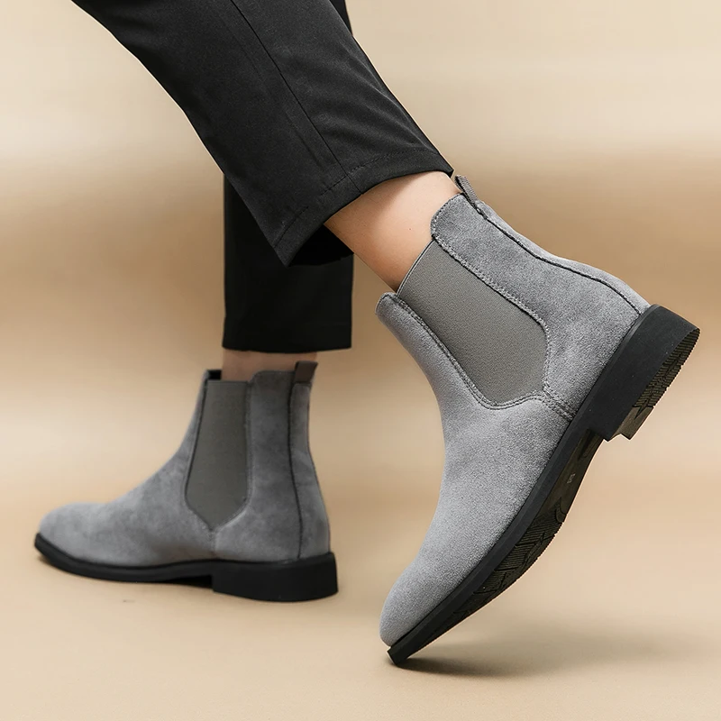 Fashion Brand Men's Comfortable Suede Autumn Short Boots Classic Gray Men's Ankle Sleeves, Fashionable Pointed Chelsea Boots