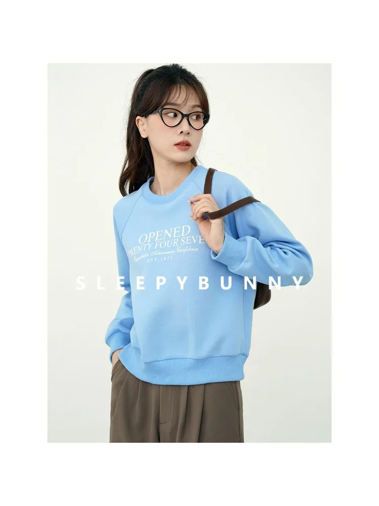 

Chic Blue Letter Print Sweatshirt for Women Casual Korean Style Crewneck Pullover Soft Airy Fabric Trendy Loose Fit for Autumn
