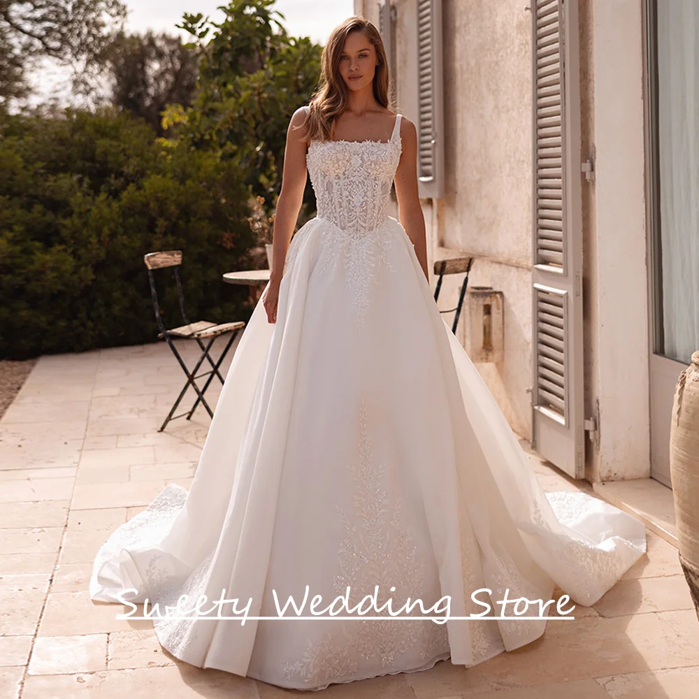 Sparkling Wedding Dress Customized Sleeveless Square Neck Beading Sequined Applique Court Train Woman Bridal Gowns