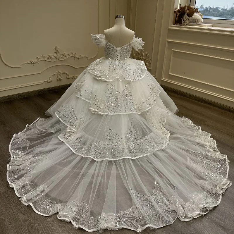 Robe de mariée blanche pour enfants, queue mignonne et magnifique