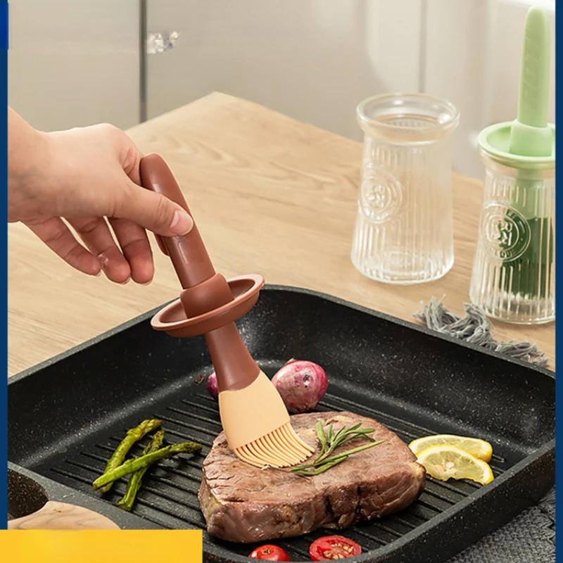 

Oil Brush with Bottle Silicone Brush Oil Brush Barbecue Brush Kitchen Food Grade High Temperature Resistant
