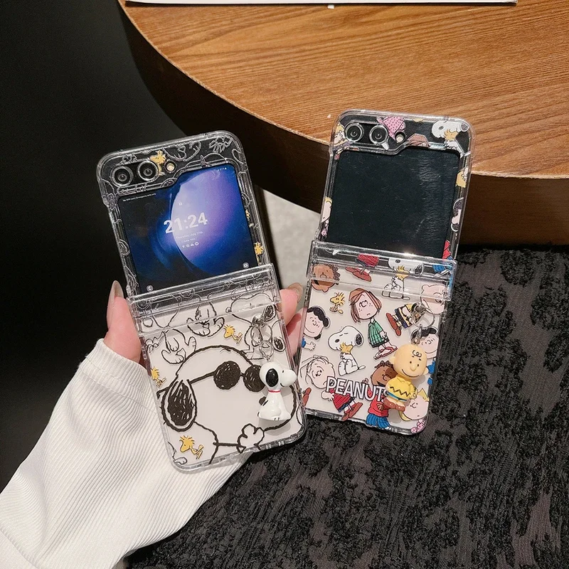 Cute Cartoon Snoopy Charlie Brown Peanuts Transparent Phone Case For Samsung Galaxy Z Flip 5 Hard PC Back Cover For Z Flip 3 4