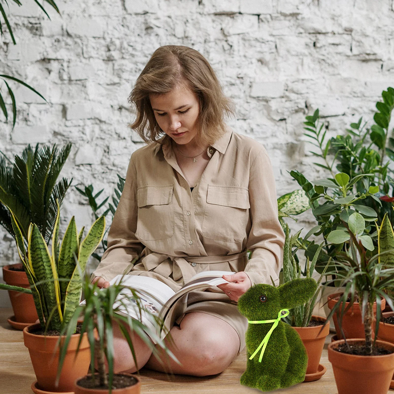 

2Pcs Adorable Easter Flocked Rabbit Decor Sturdy Safe Odorless Home Supply Party Gift Easter Flocked Bunny