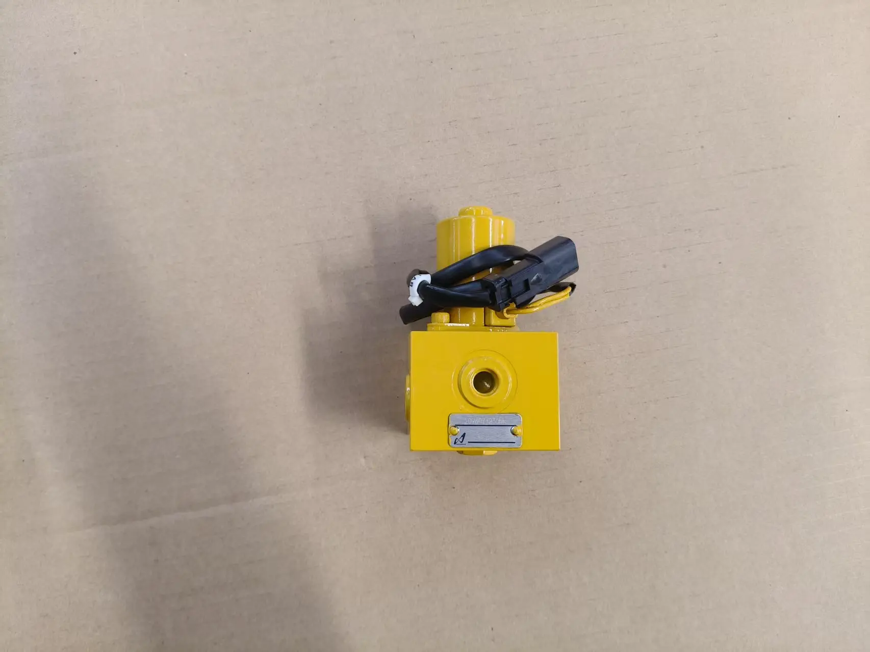 

Gold seller Valve Assy 209-60-77230 for PC600LC-7-M1 S/N 20001-UP Excavator Solenoid Part
