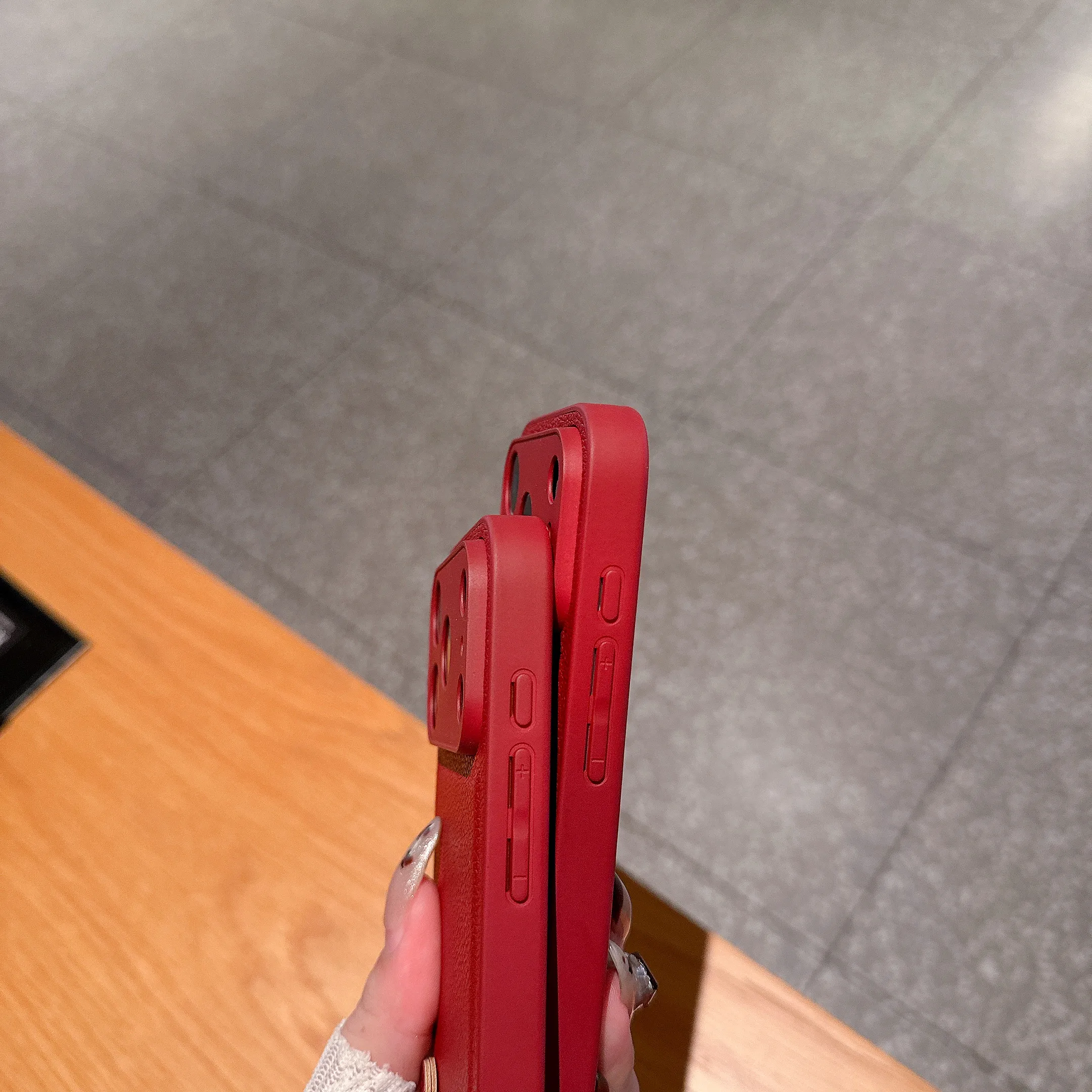 حافظة هاتف أنقرة حمراء عصرية مناسبة لهاتف آيفون 14 15/16 17ProMax مع سلسلة حبل غطاء جديد عصري مقاوم للصدمات #5