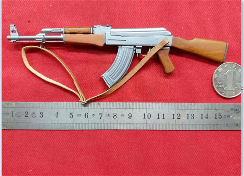 Gorąca sprzedaż 1/6th ii wojny światowej wojskowe serii bitwa Mini zabawki Model AK47 broń pistolet nie może być zwolniony Model dla 12 \