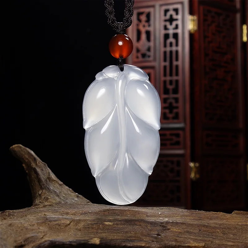 Natural Agate Chalcedony Pendant Peace Buckle Maitreya Buddha Gourd Small Fox Pendant Personality Jewelry Pendants