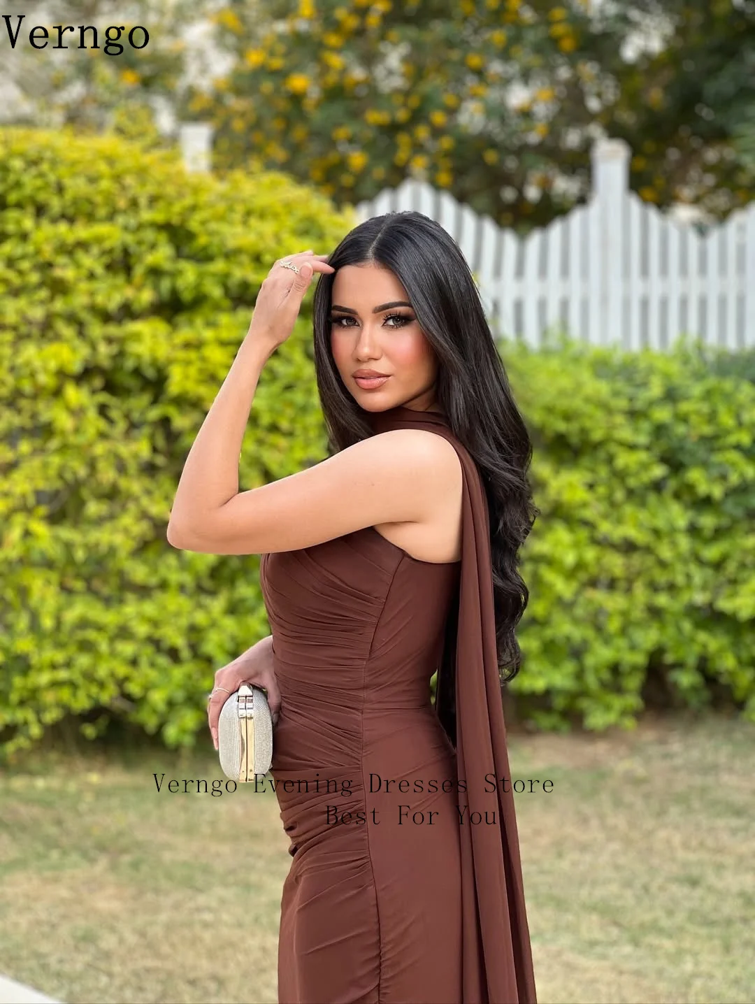 Verngo-vestido de noche de crepé marrón, sirena sin tirantes, vestido para ocasión Formal, elegante plisado, Maxi vestidos de graduación personalizados