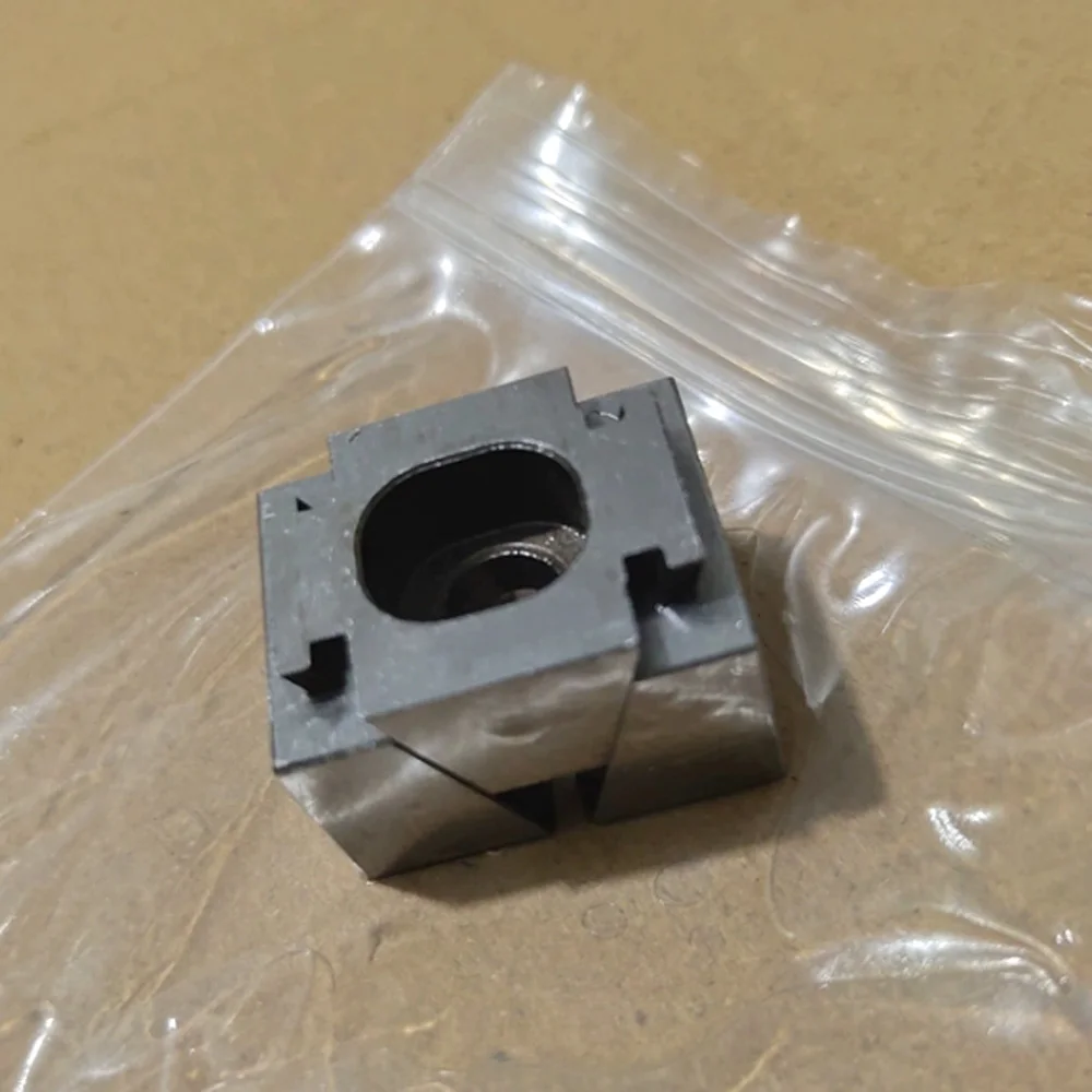 Werkstatt CNC-Zubehör Seitenbefestigungsklemmblock M6 M8 M10 M12 M14 M16 M20 Stahl Ok Spannfutter Pressmaschinen-Schraubstock Pneumatisches Werkzeug – Detail 16