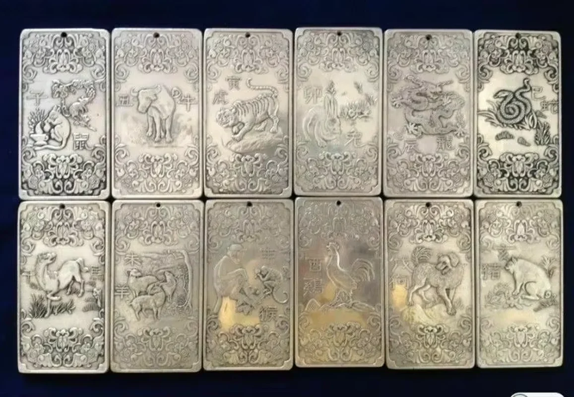 12Pcs Old Chinese Chinese Twelve Zodiac Miao Silver Bullion Thanka Amulet