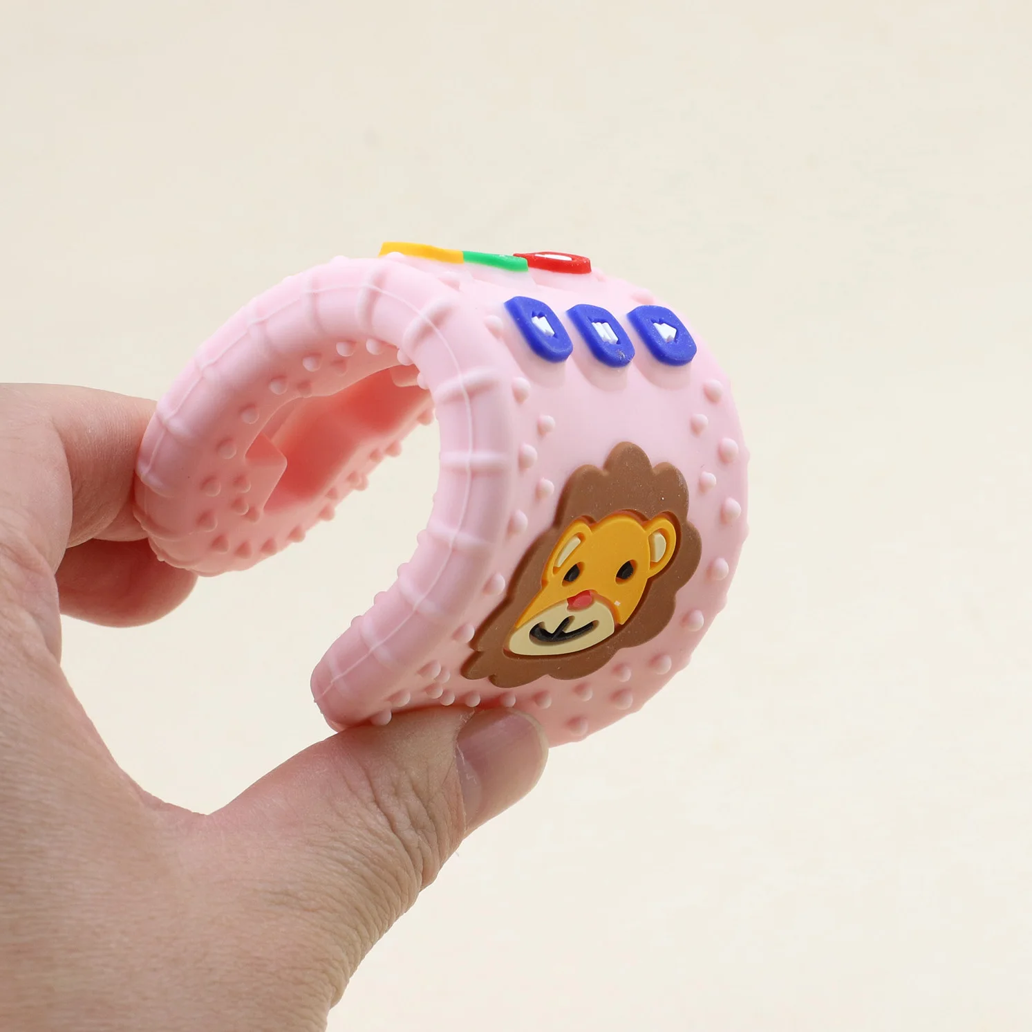 Nowy, ulepszony pilot Lion z żelem dentystycznym do miękkiego i łatwego uchwycenia zębów