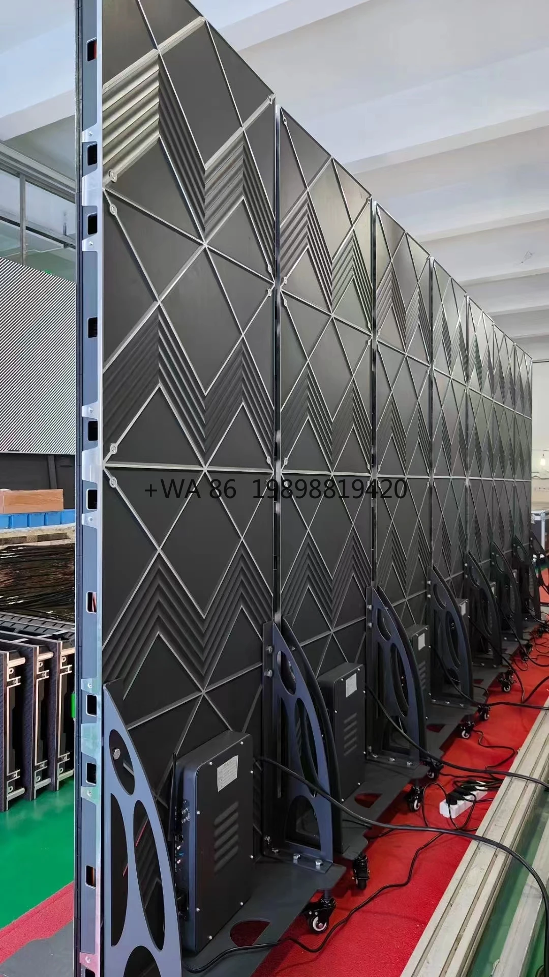 Free-Standing Wifi Controlled P2.5 Modules Foldable Digital Display LED Poster Shopping Mall Education customize