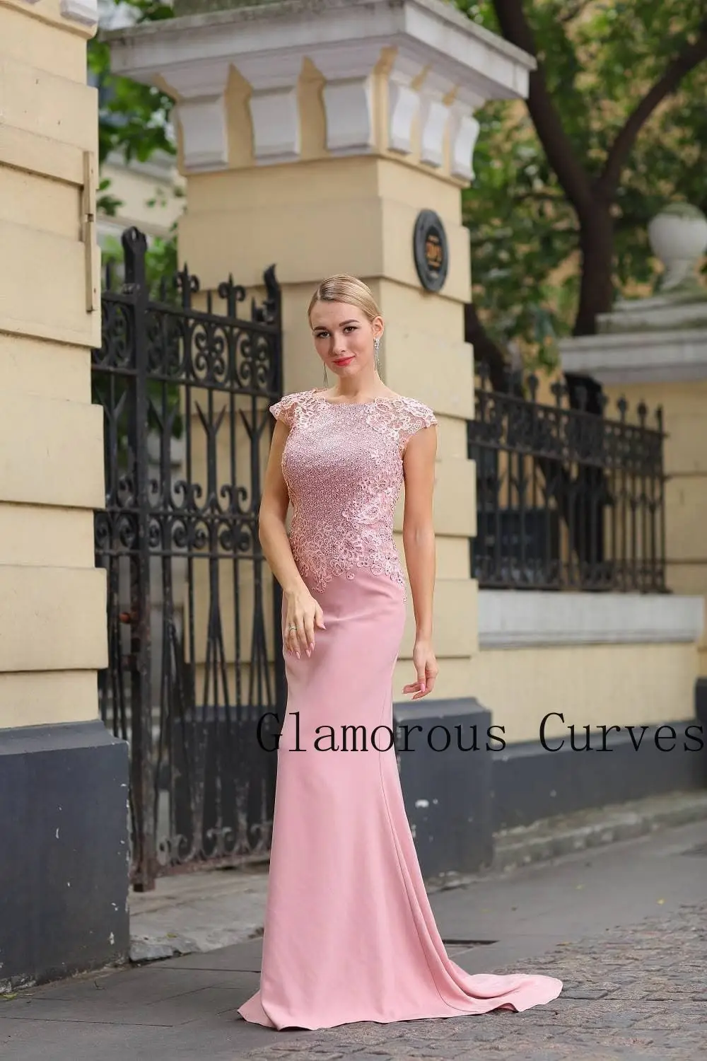 Customized Pink Mermaid Train Mother of Bride Dress Satin Jewel Cap Sleeve 3D Lace Rhinestone Bridal Party Formal Occasion Gown
