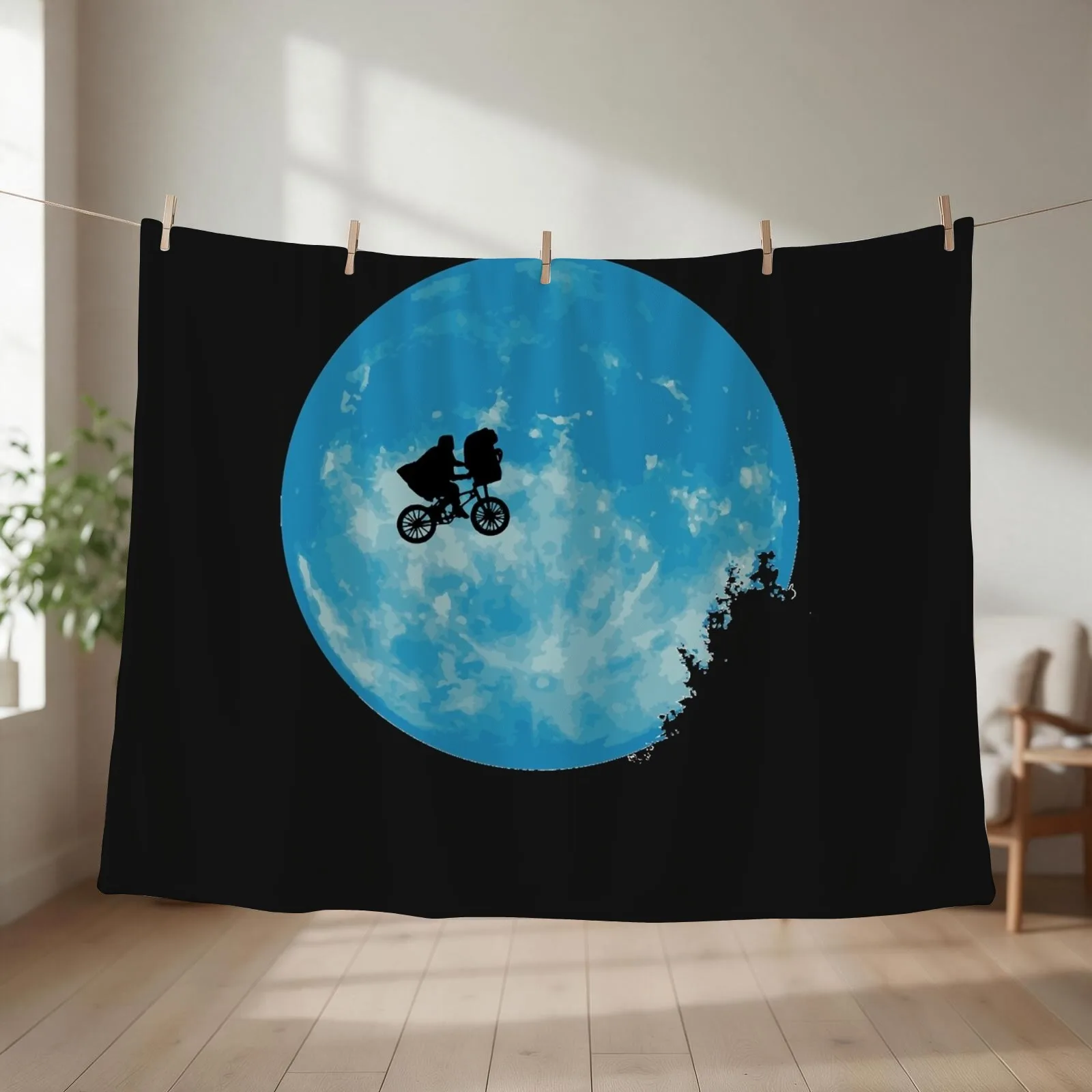 E T The Extra Terrestrial Throw Blanket couch cozy soft plush fuzzy picnic outdoor blanket
