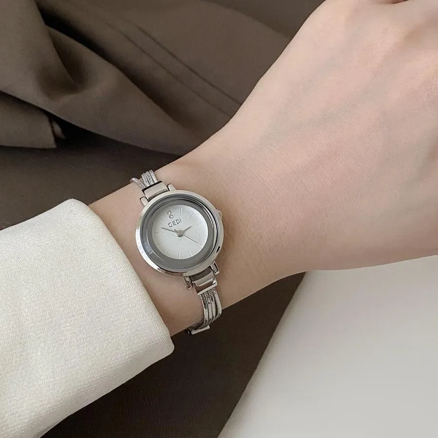 Exquisite Round Dial Women'S Watch, Simple And Elegant Quartz Wristwatch, High-Quality Women'S Watch, Watch Accessory.