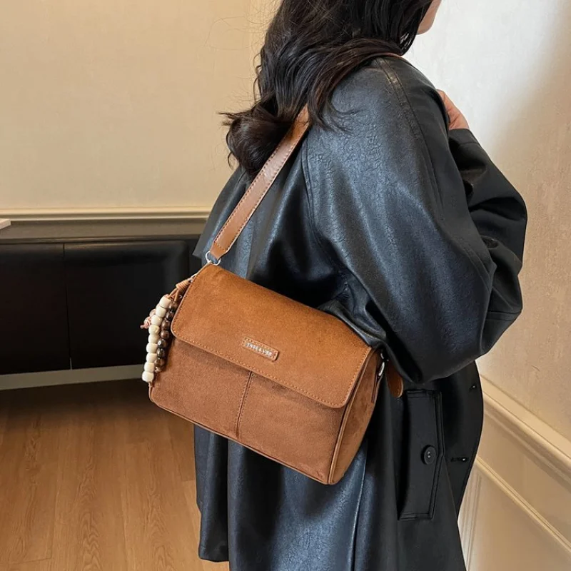 

Chic Women's Crossbody-Bag Made Of Star-Patterned Leather With Airy Gibraltar Elegant Spacious Soft Daily Look