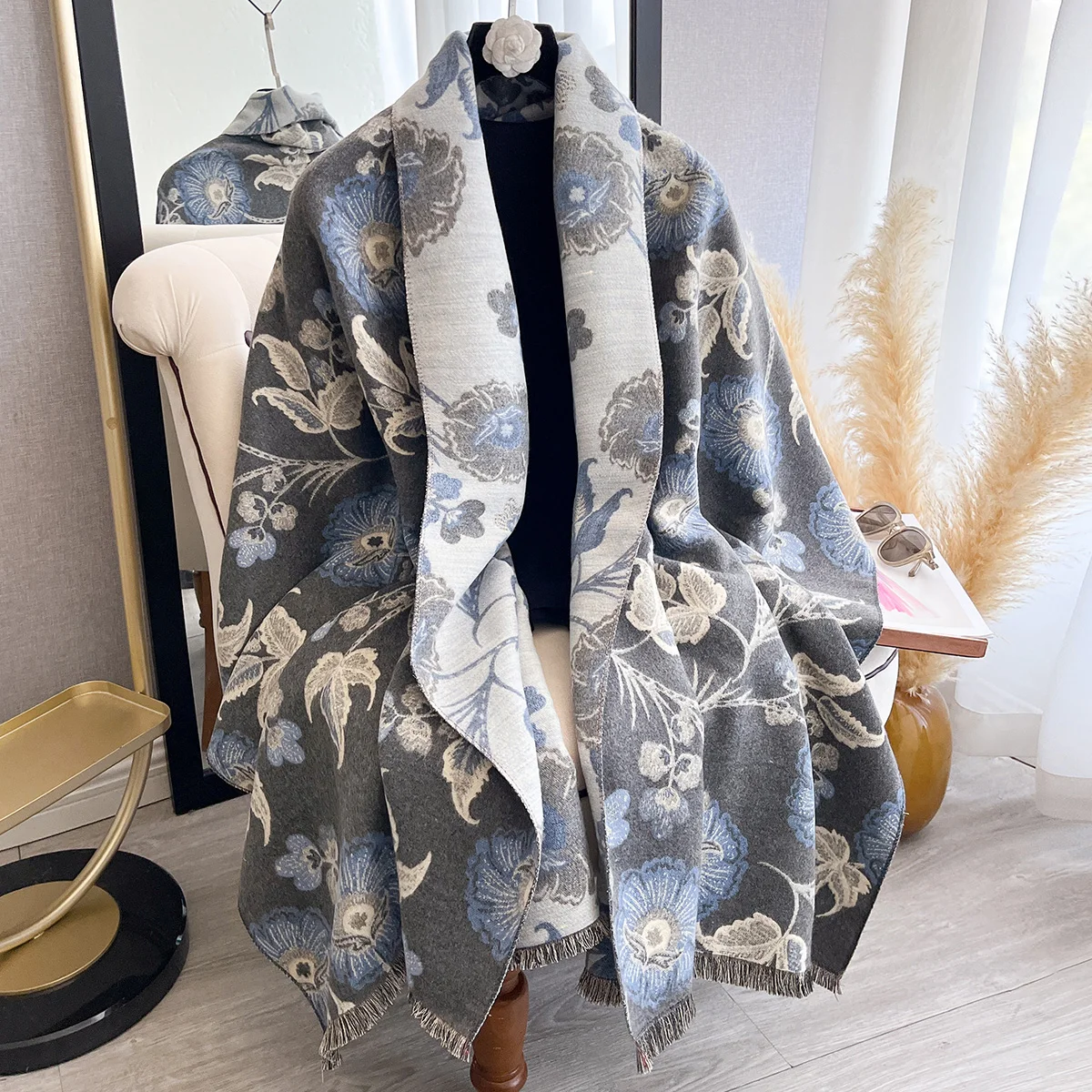 Bufanda de flores para mujer, chal cálido de Cachemira de imitación, diseño Jacquard grueso Simple para otoño e invierno